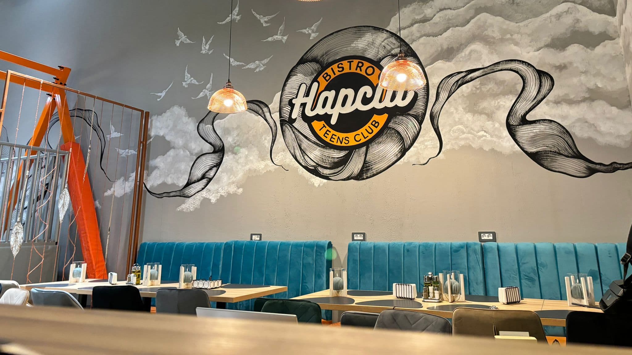 Bistro Hapciu - Teens Club