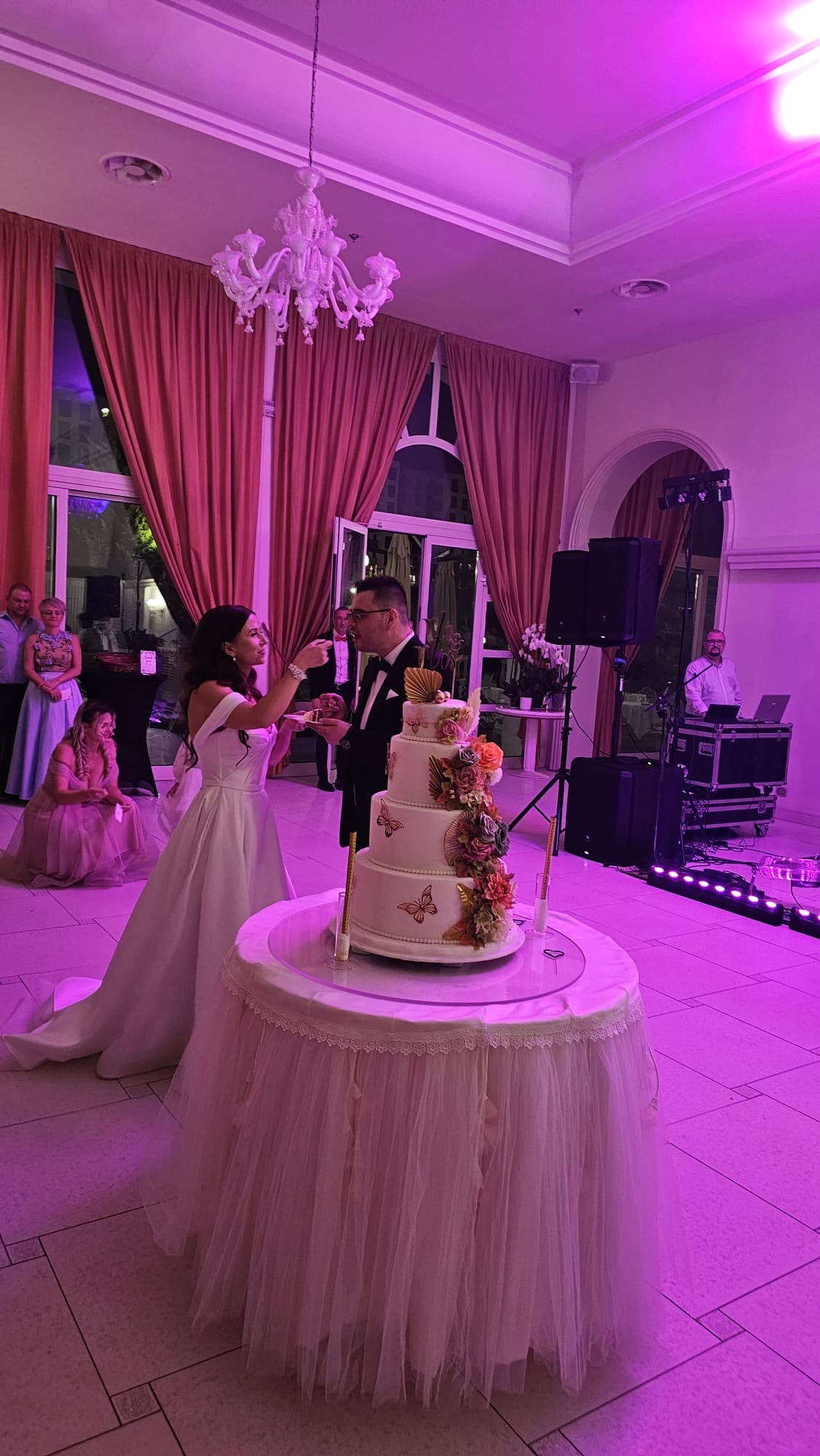 Julia Kiss - The Wedding Planner - Imagine 9