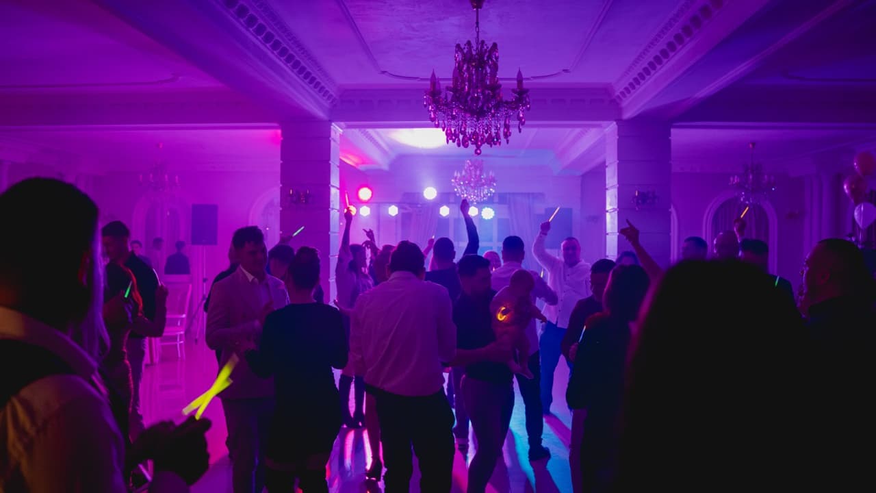 Alin Zvinca - Fotograf & Videograf 