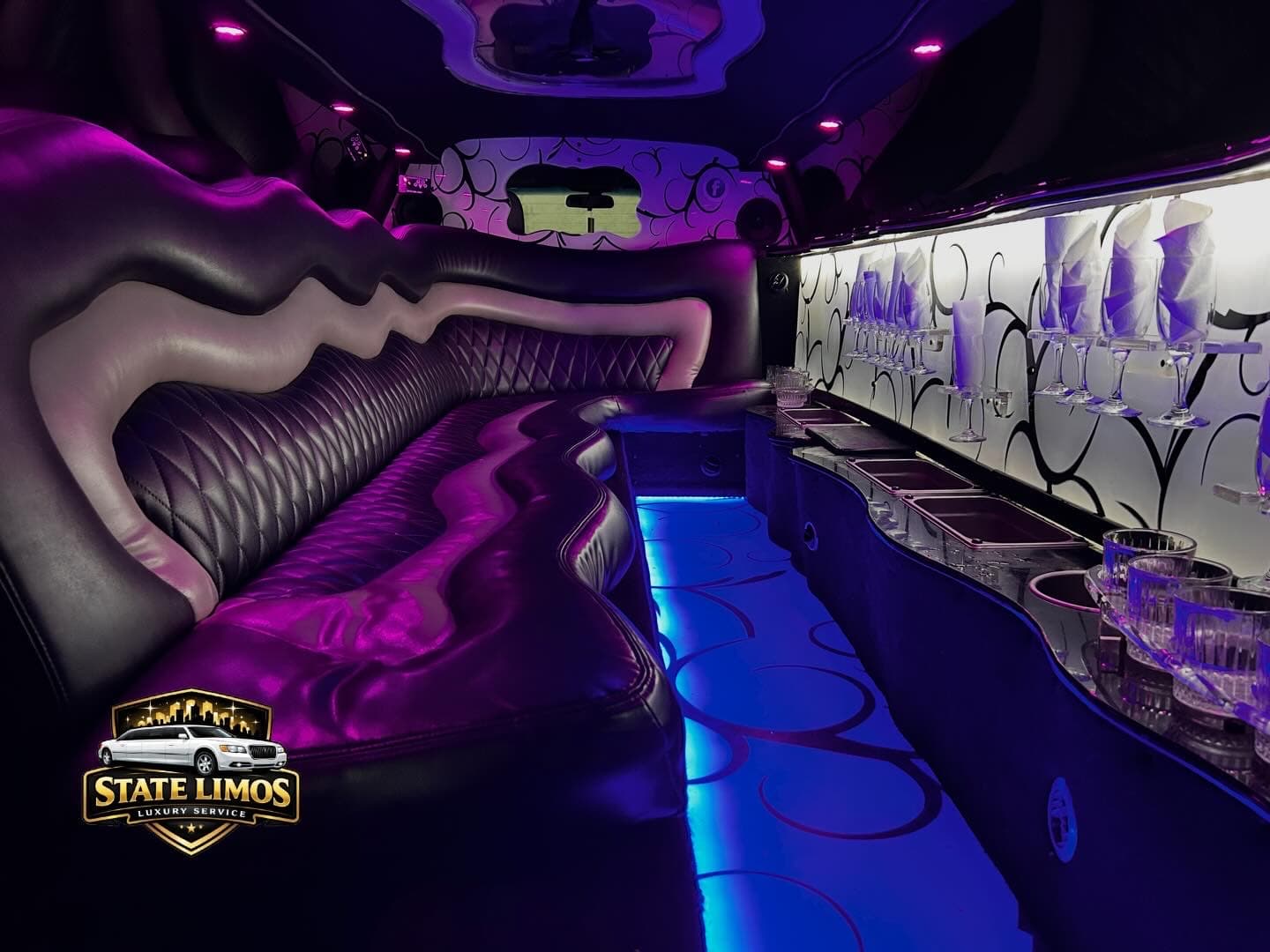 Închirieri limuzine pentru nunți, banchete, baluri, petreceri | Limuzina | Mașini de epocă | Party bus - State Limos - Imagine 3