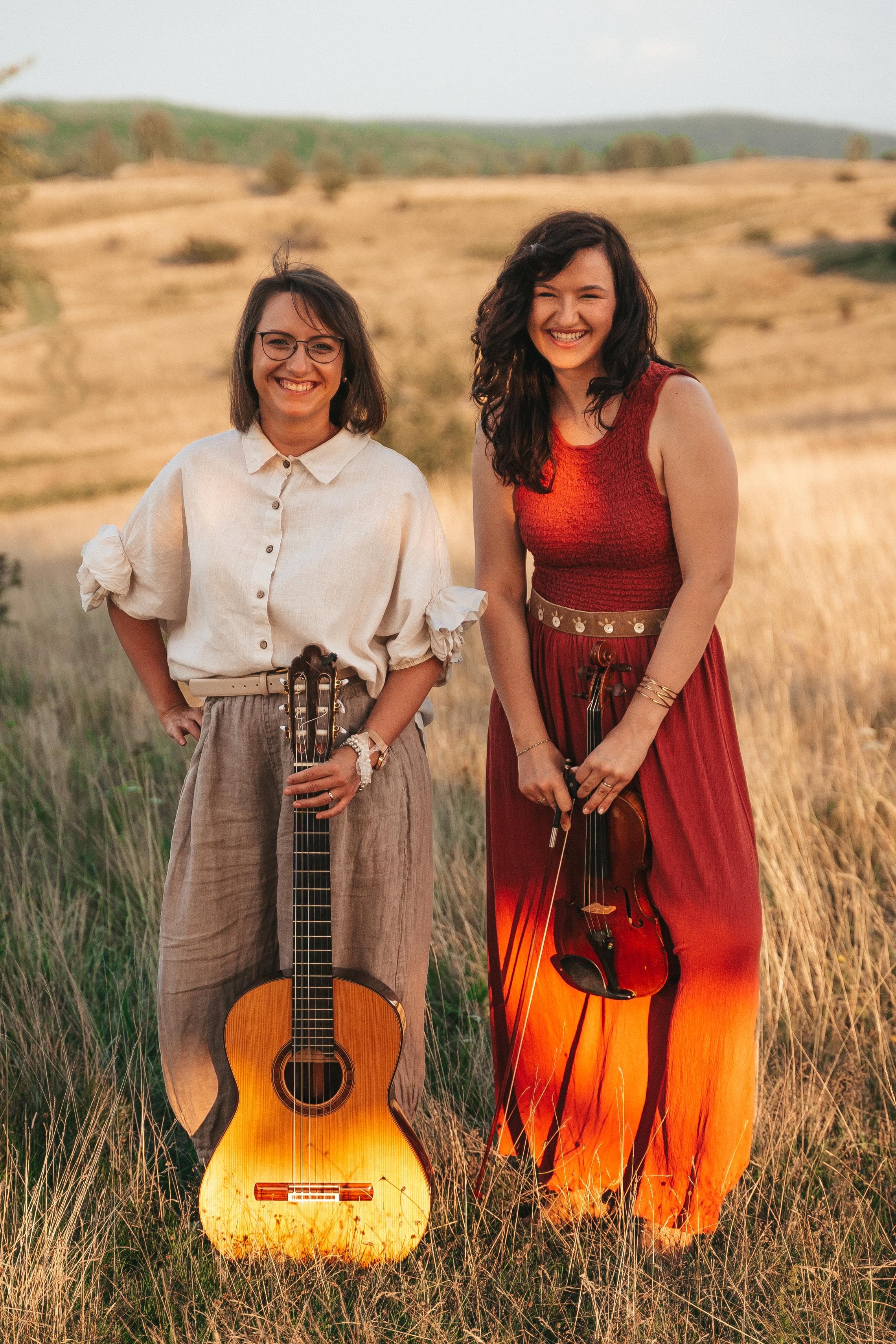 Duo de Vioara și Chitara- TenStrings - Imagine 5