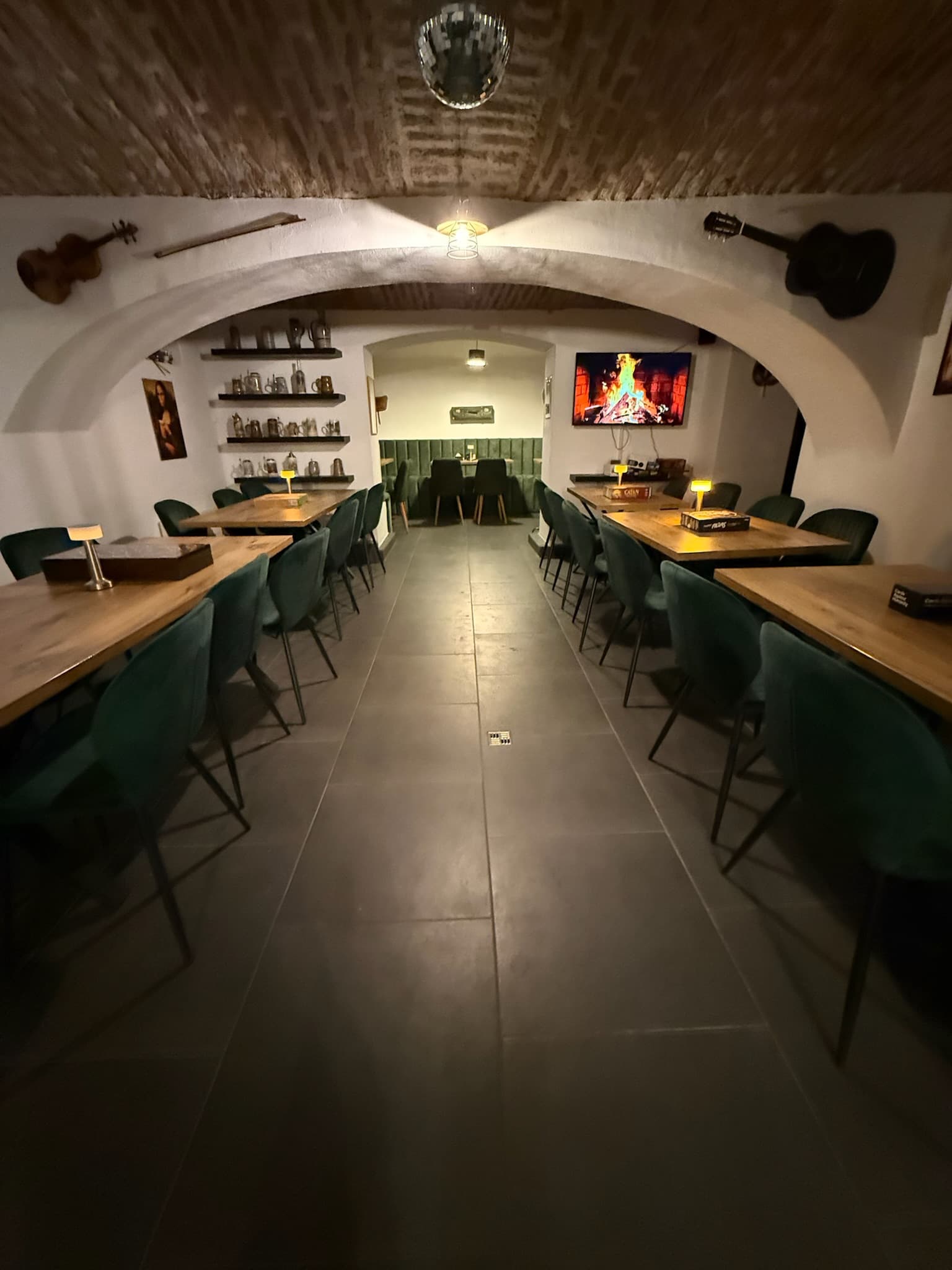 E10 Hub & Pub - Imagine 4