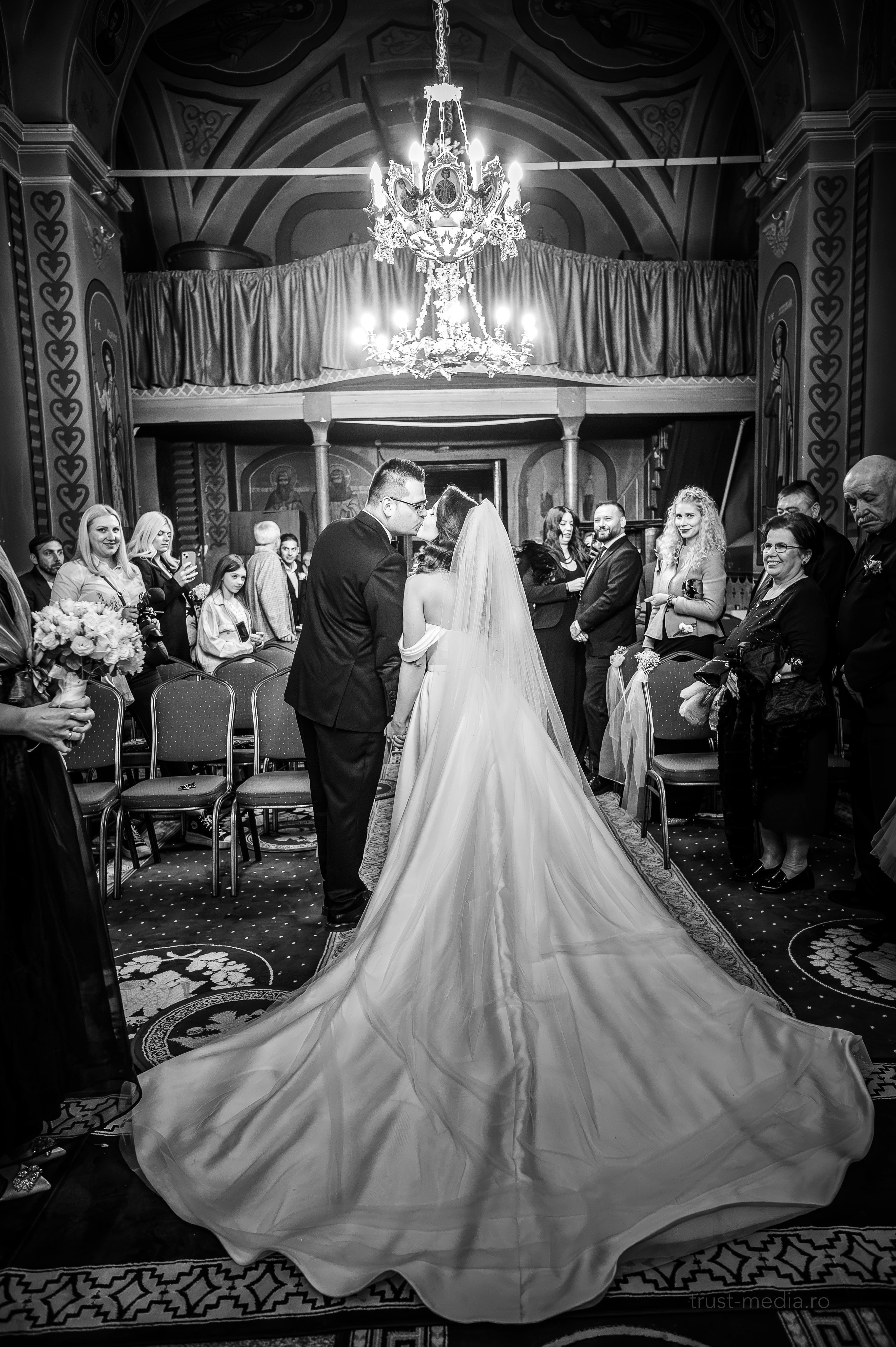 Julia Kiss - The Wedding Planner - Imagine 2