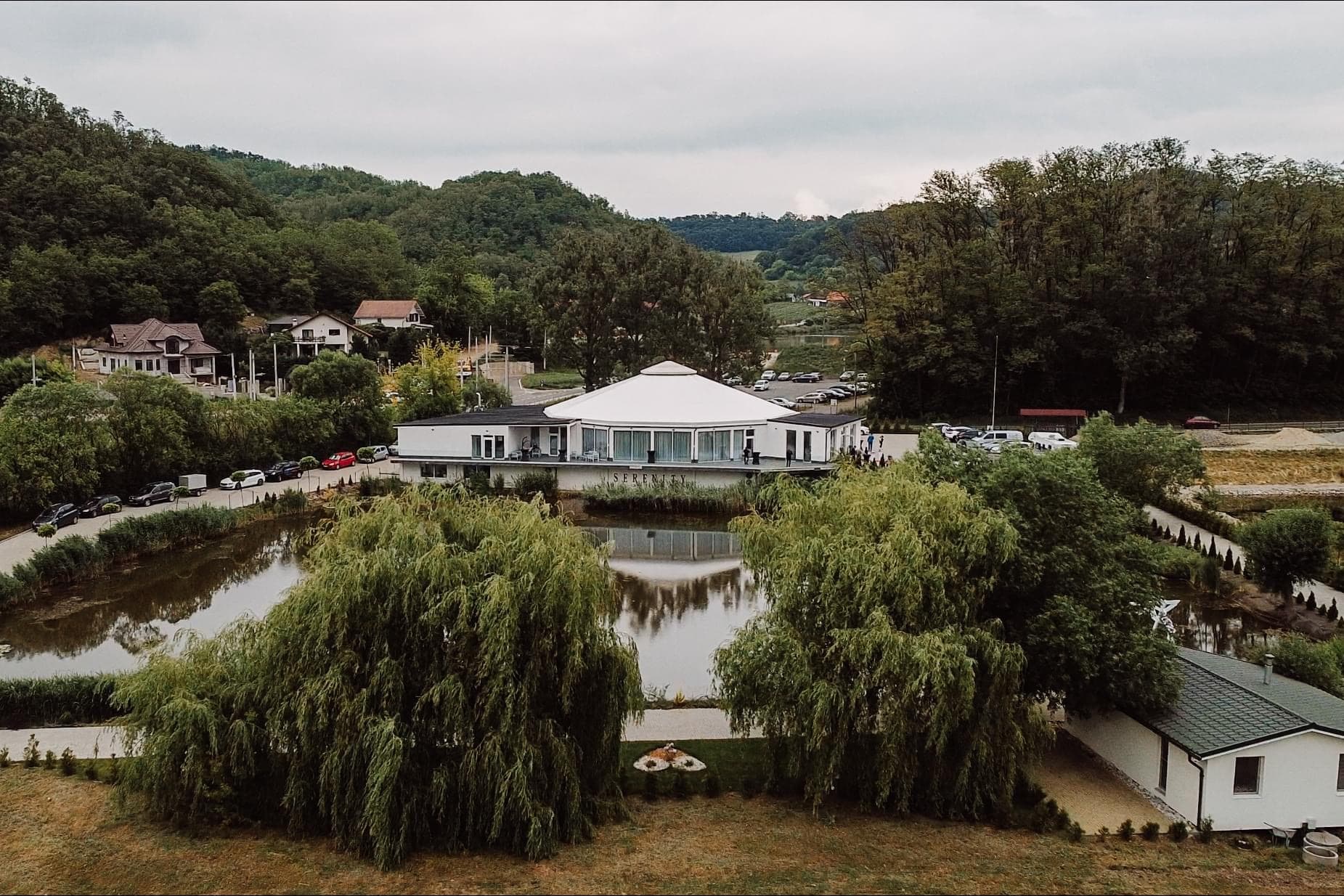 Serenity by Edelweiss Medias - locul unde visul tău devine realitate 