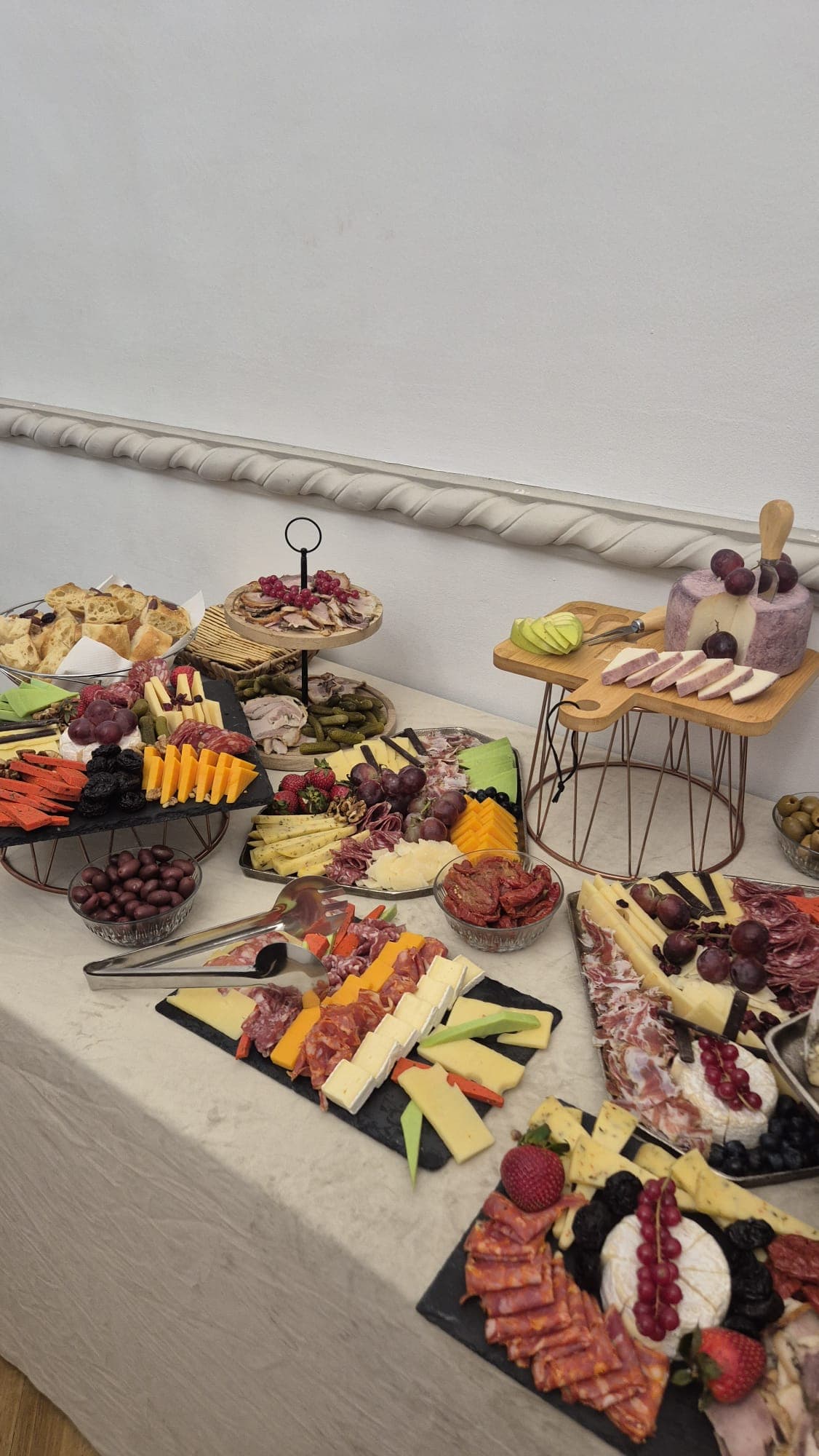 PREMIER CATERING & EVENTS - Imagine 6