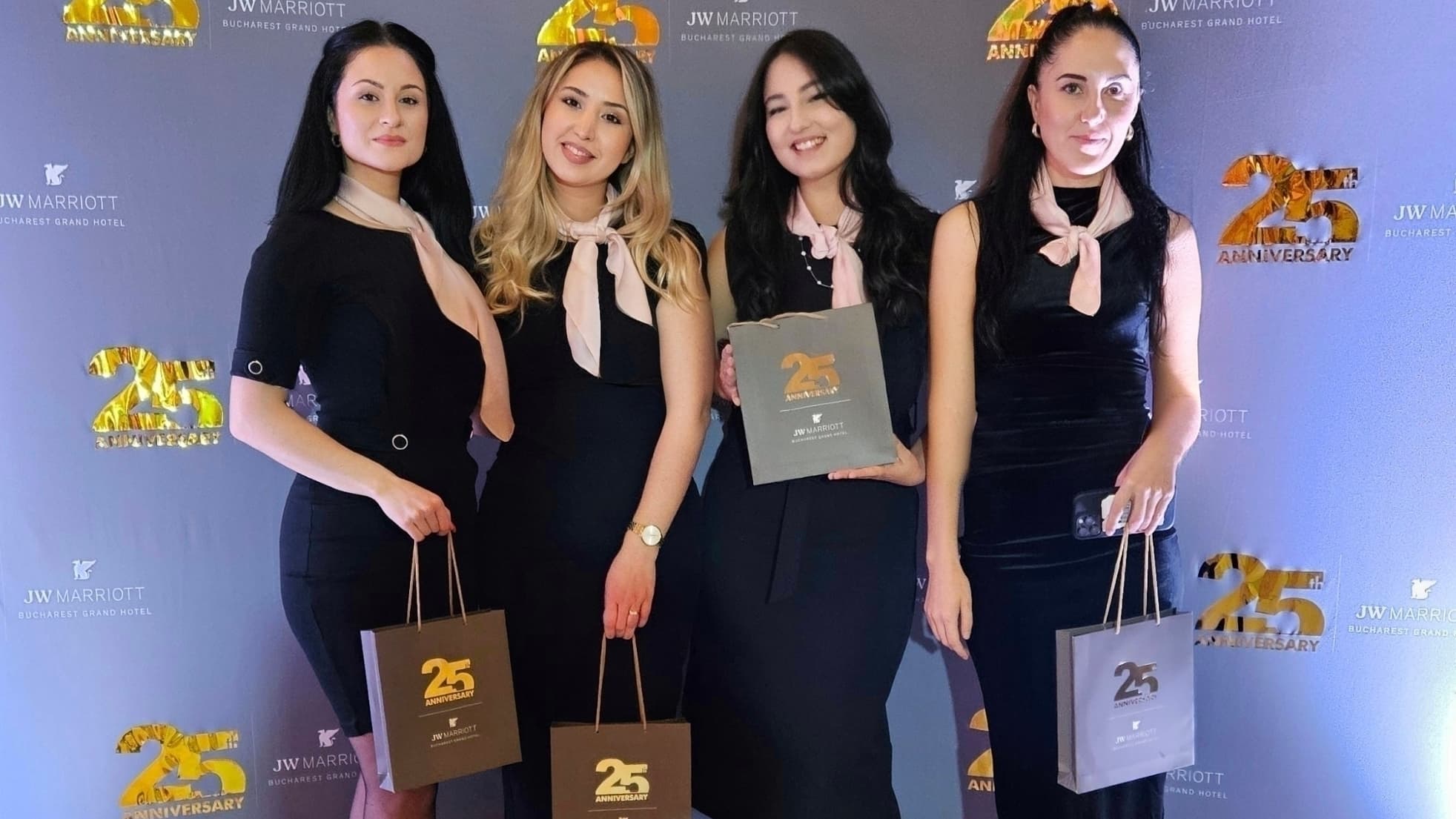 Hostess - București