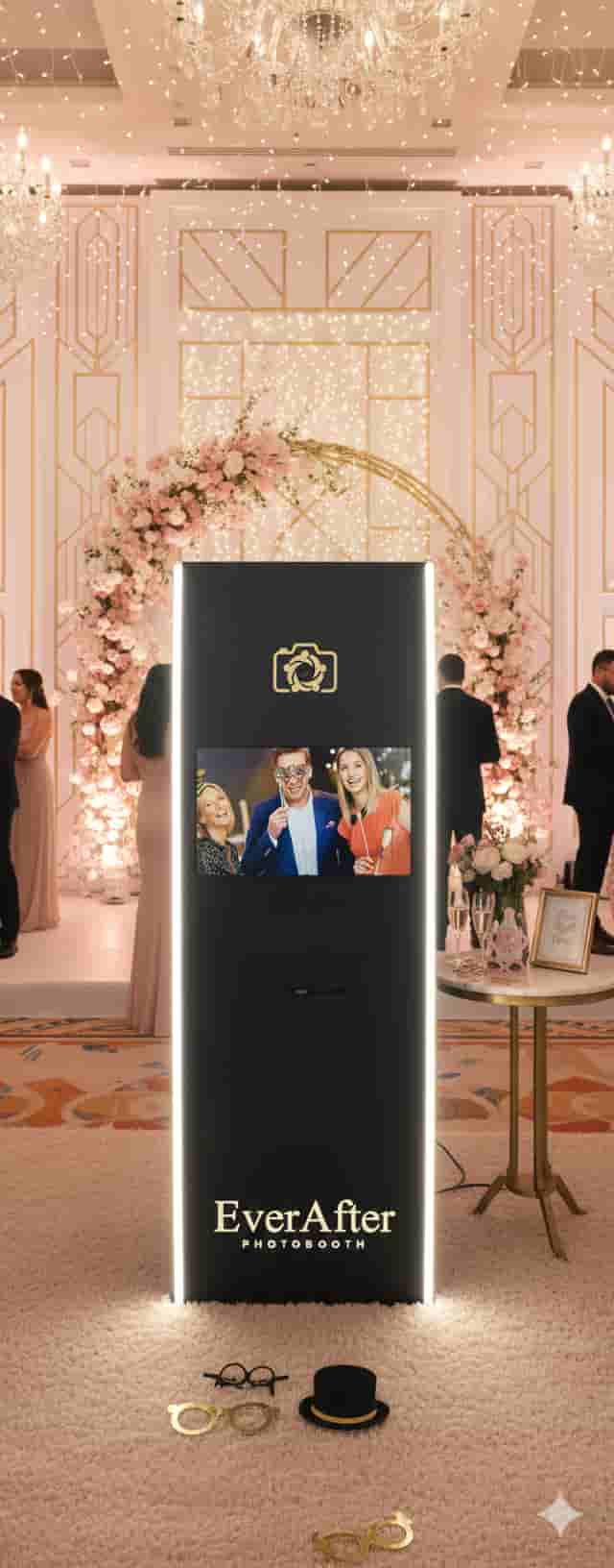 Cabină Foto Premium | Photobooth nuntă & evenimente - Imagine 3