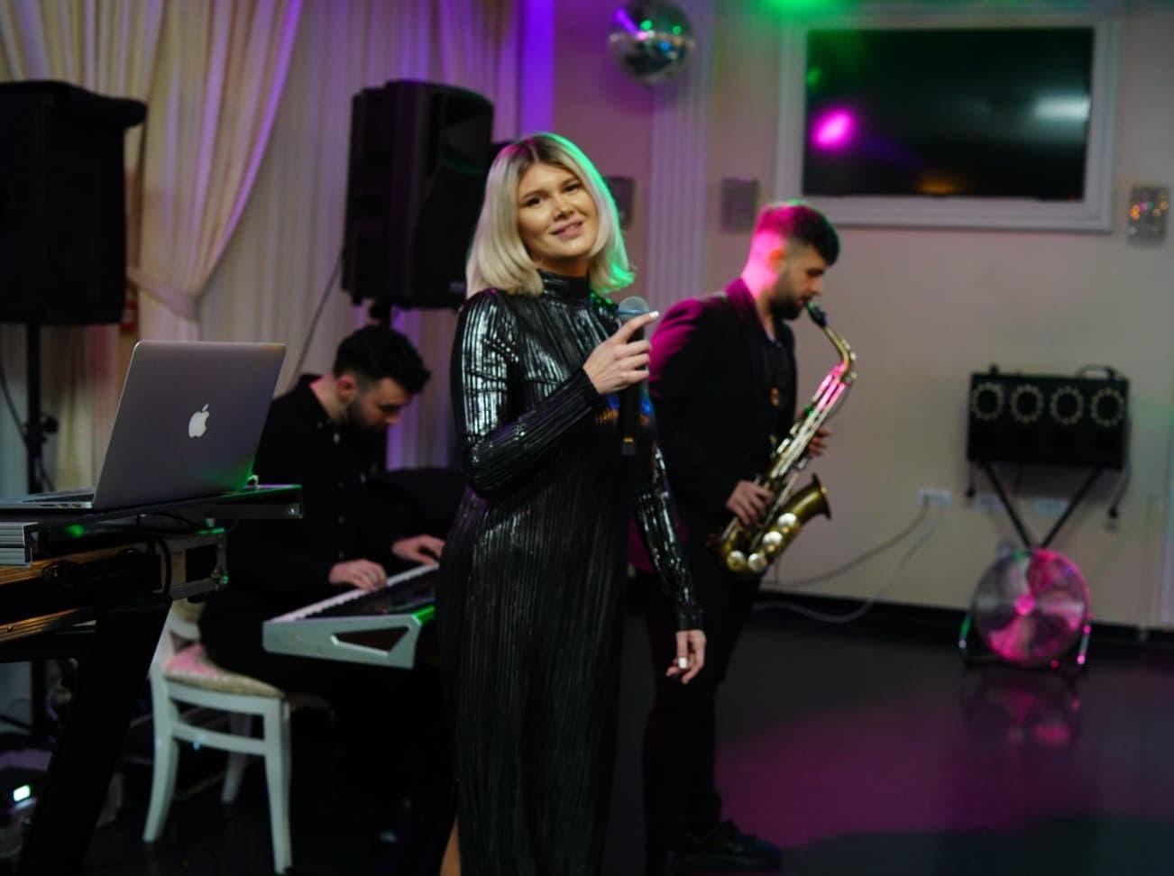 Clara Band - Imagine 8