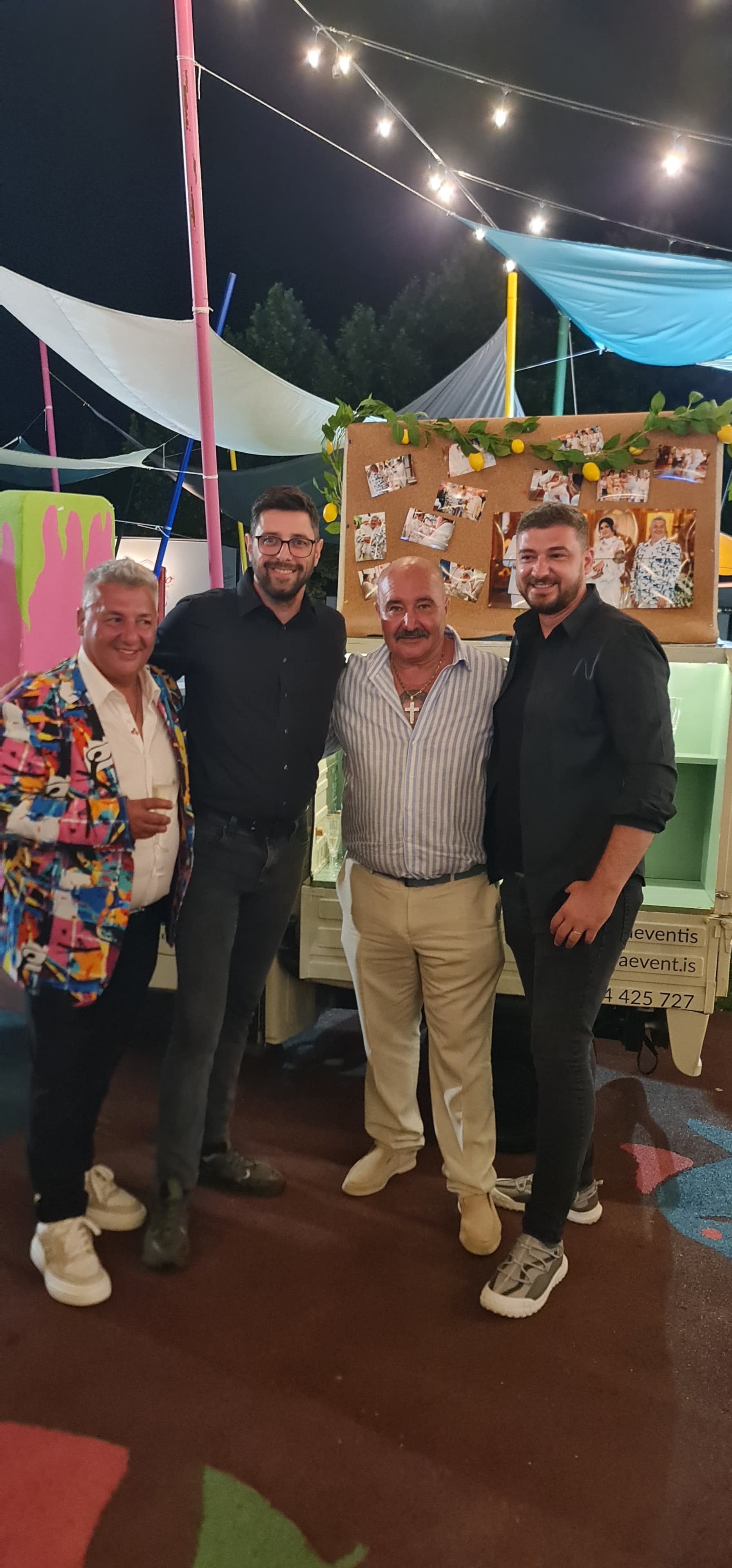 AEventis - Piaggio Van echipat special cerințelor : ProseccoVan, Gentleman's Corner, CandyBar, Lemonade Bar. - Imagine 7