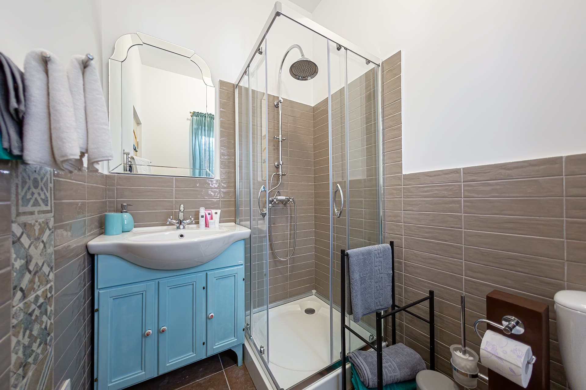 Essentiall Boutique Events Venue - Imagine 7