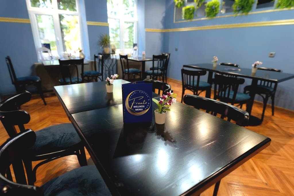 Frentz Cafe - Cofetarie cu salon de evenimente - Imagine 4