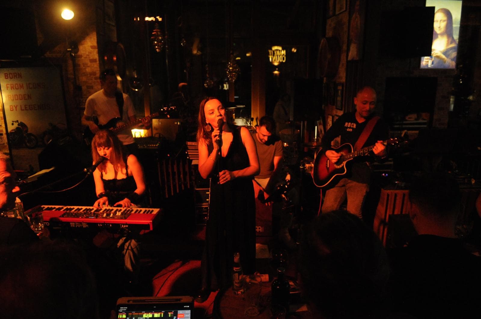 Muzică live Timișoara - Mona Larion - Imagine 2