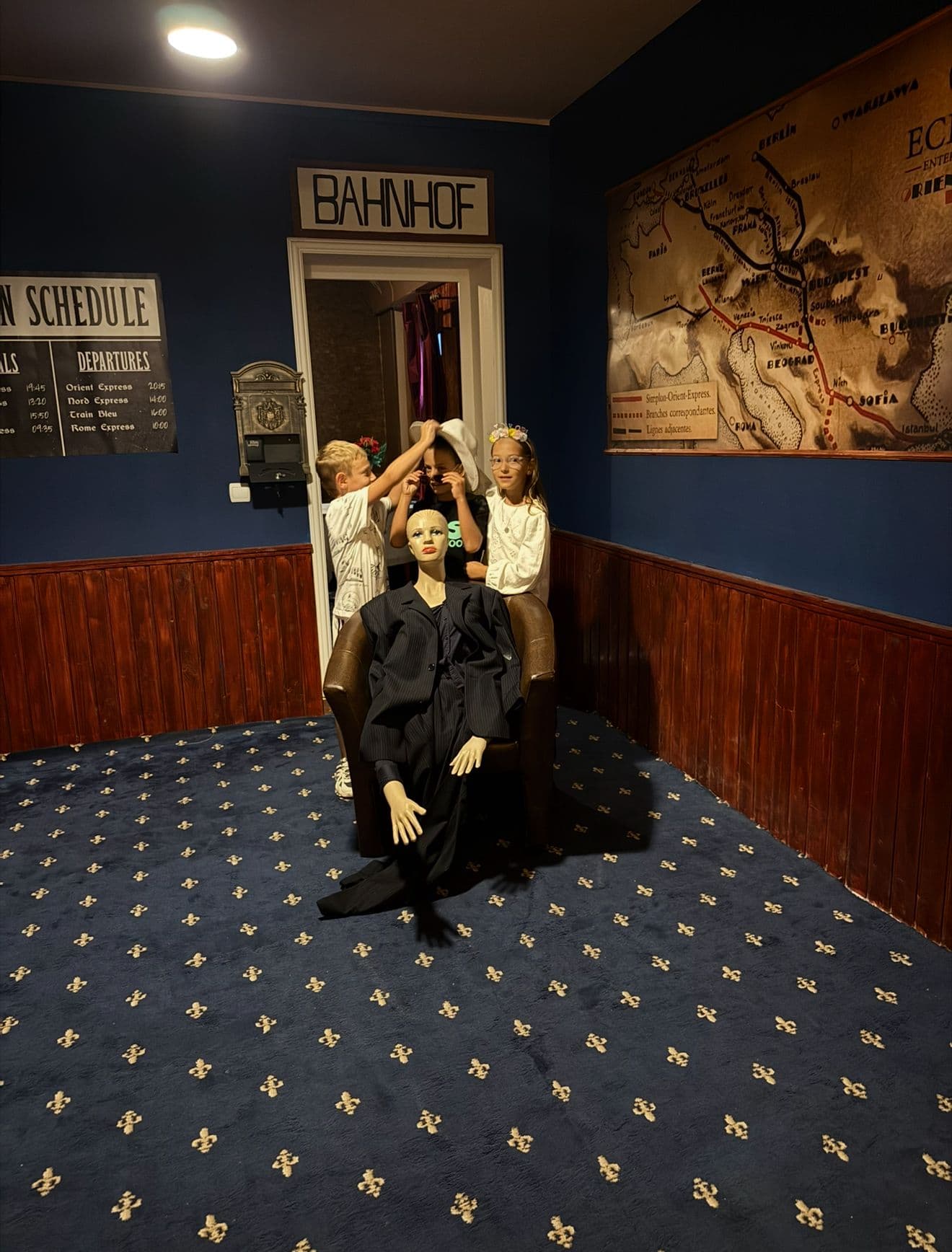 Eclipse Escape Rooms Braosv - Imagine 4