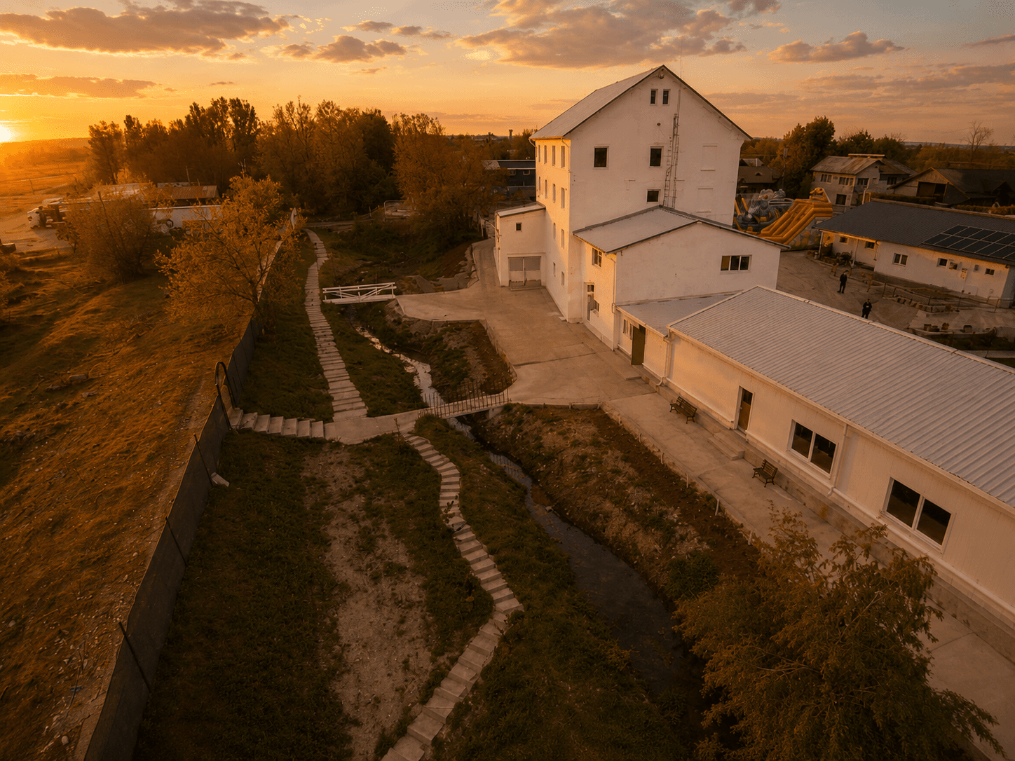 Moara Nedelea | River barn - Imagine 3
