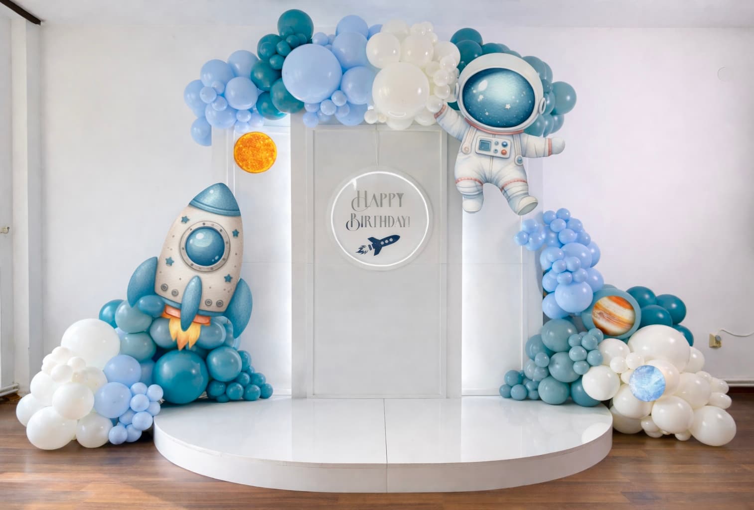 Poveste cu Baloane - Decor foto corner si aranjamente cu baloane si flori - Imagine 6