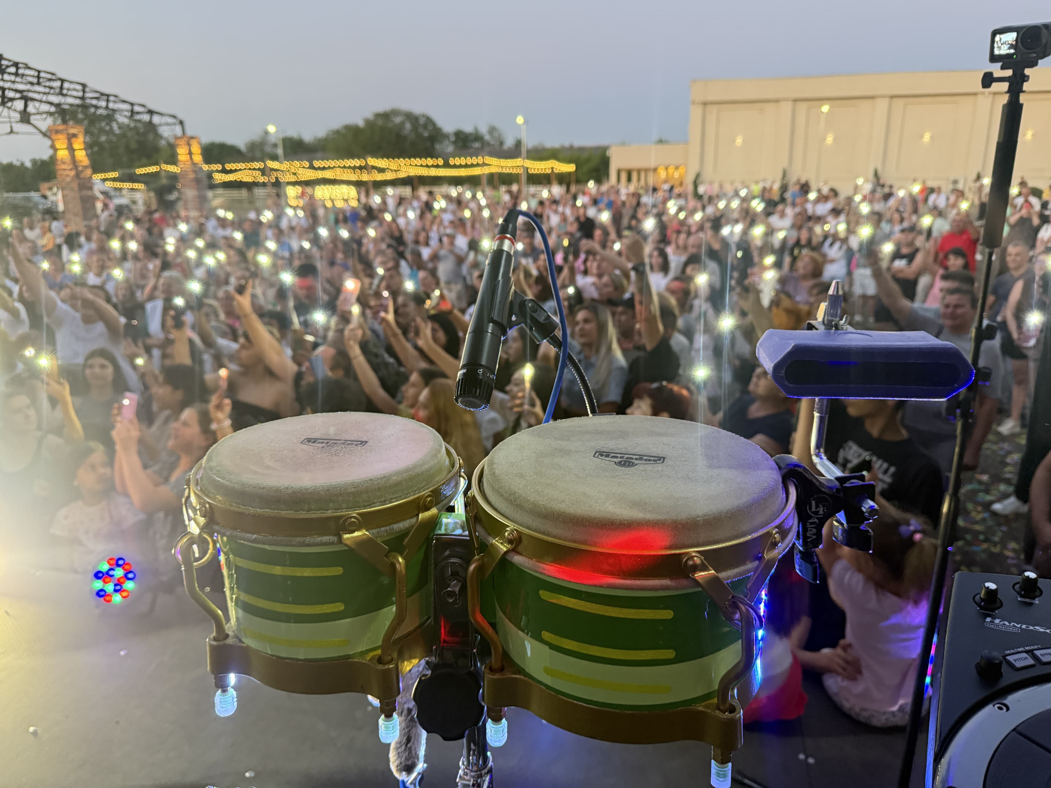 Fabricio Percussion (Live Percussion Show) - Imagine 6