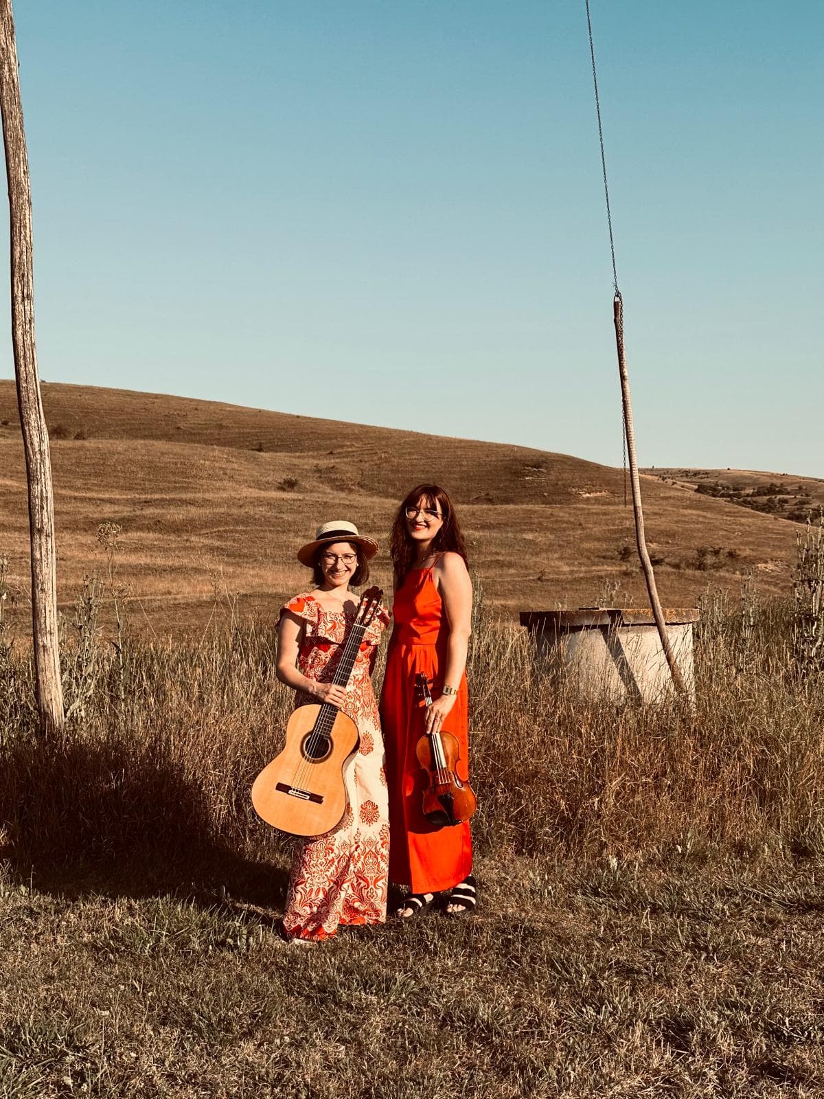 Duo de Vioara și Chitara- TenStrings - Imagine 2