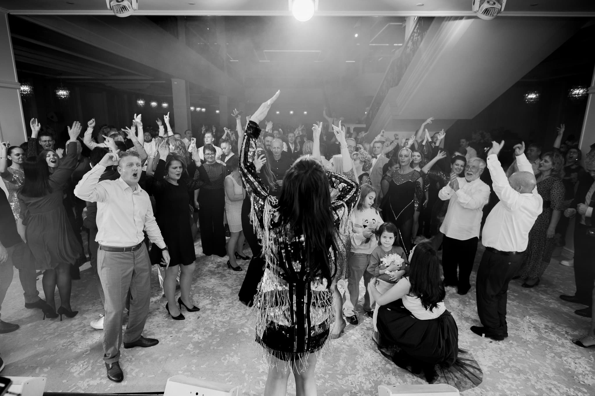 Naty Loves Monday - Imagine 9