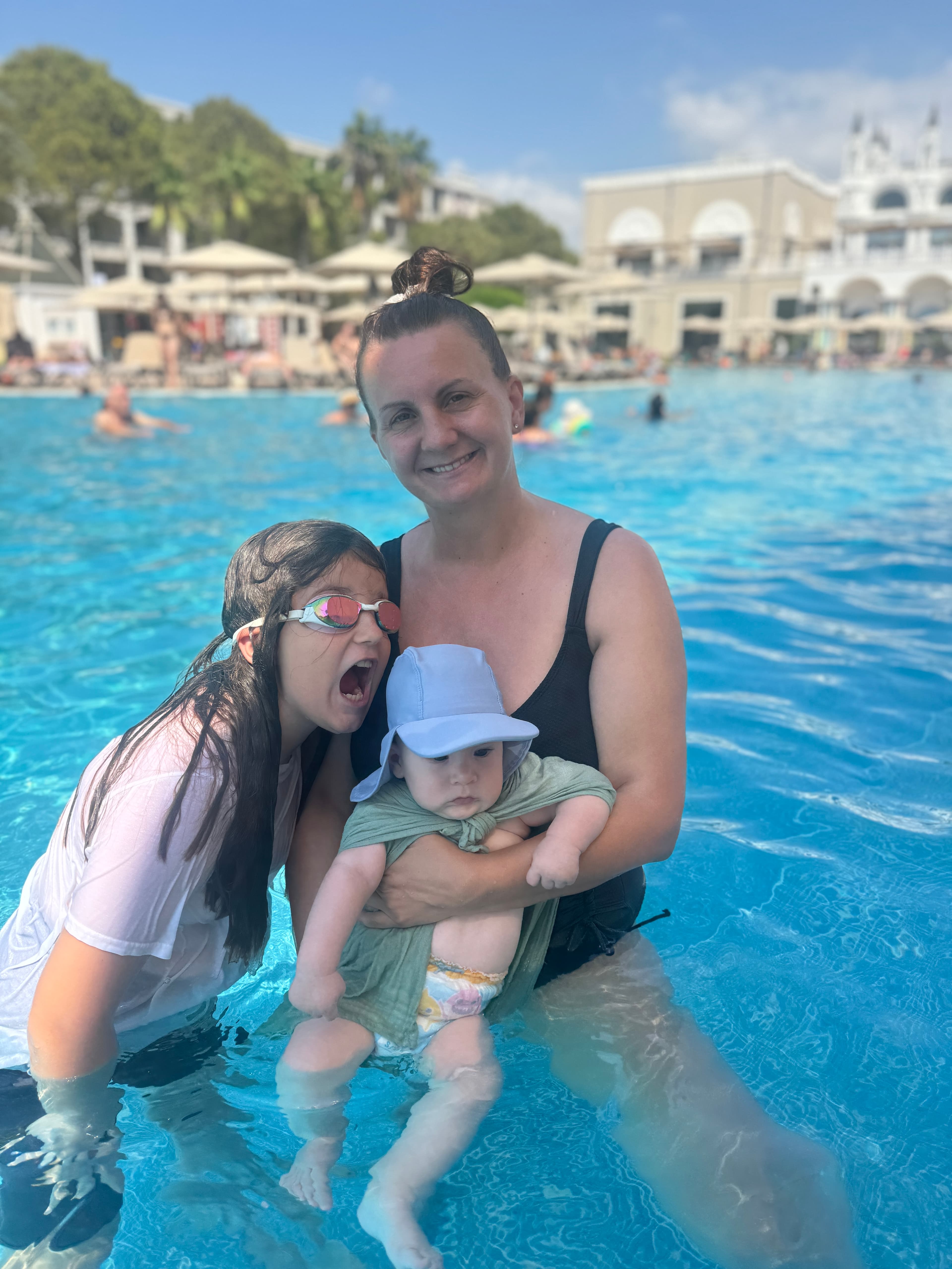 Naty Loves Monday - Imagine 4