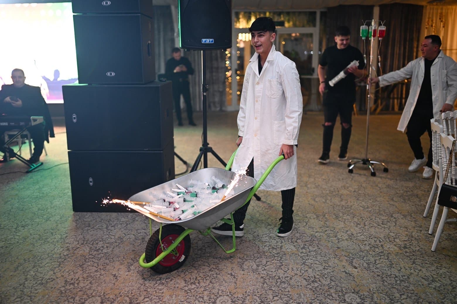 Bar mobil profesionist - Ovi bar 🍸 - Imagine 2