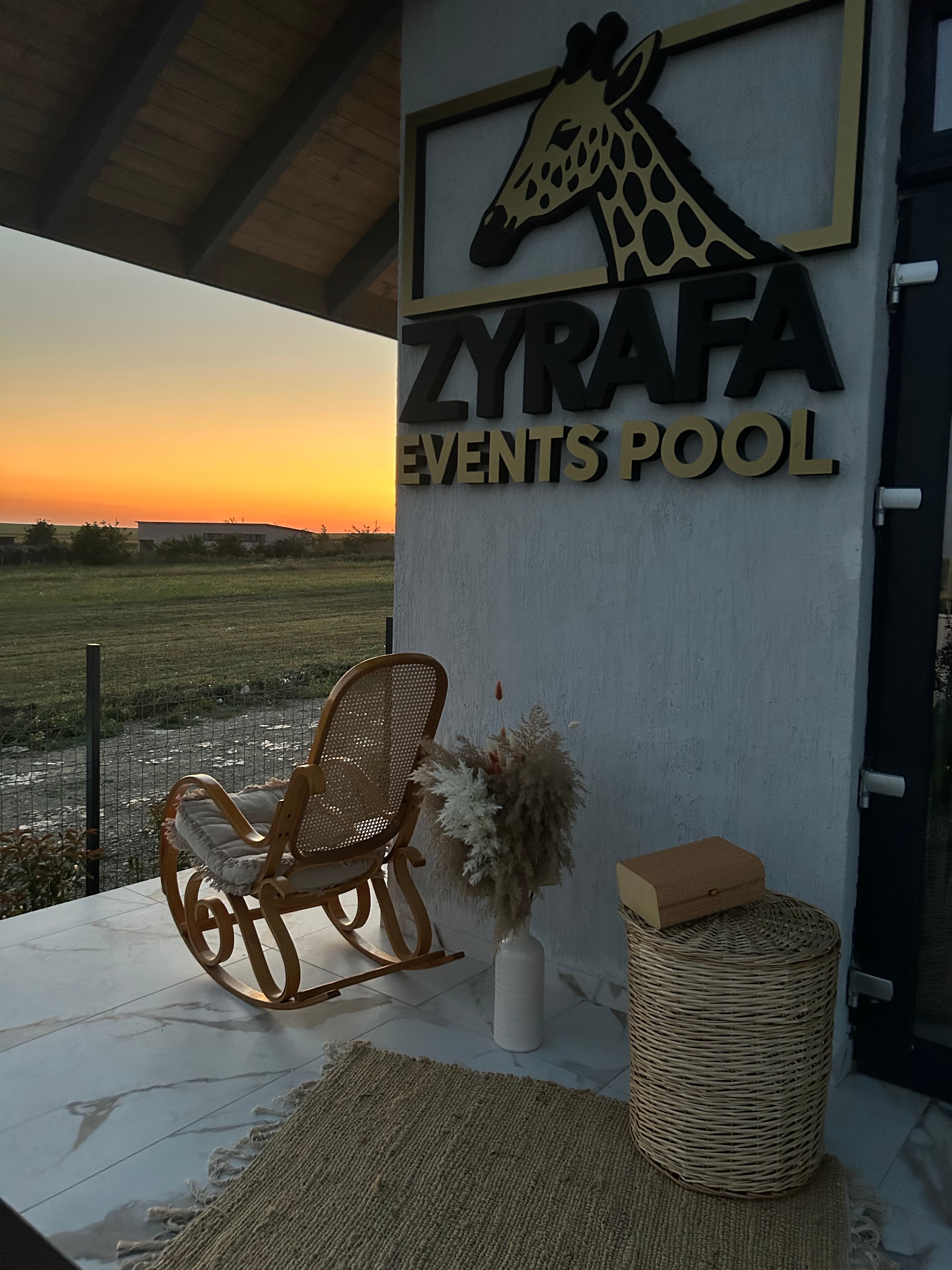 Zyrafa Events Pool - Imagine 7