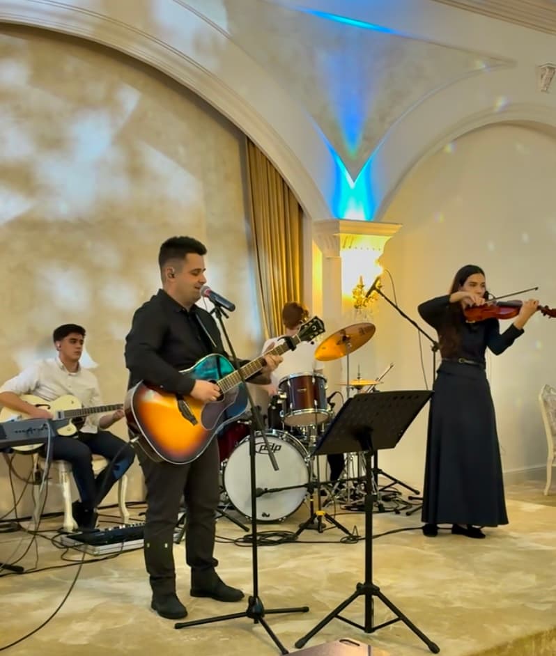 Diana Haiduc - servicii muzica live (vioara solo & band) - Imagine 4