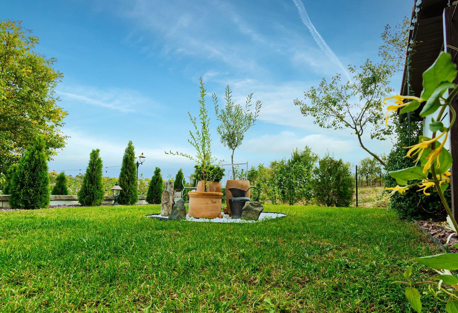 Essentiall Boutique Events Venue - Imagine 8