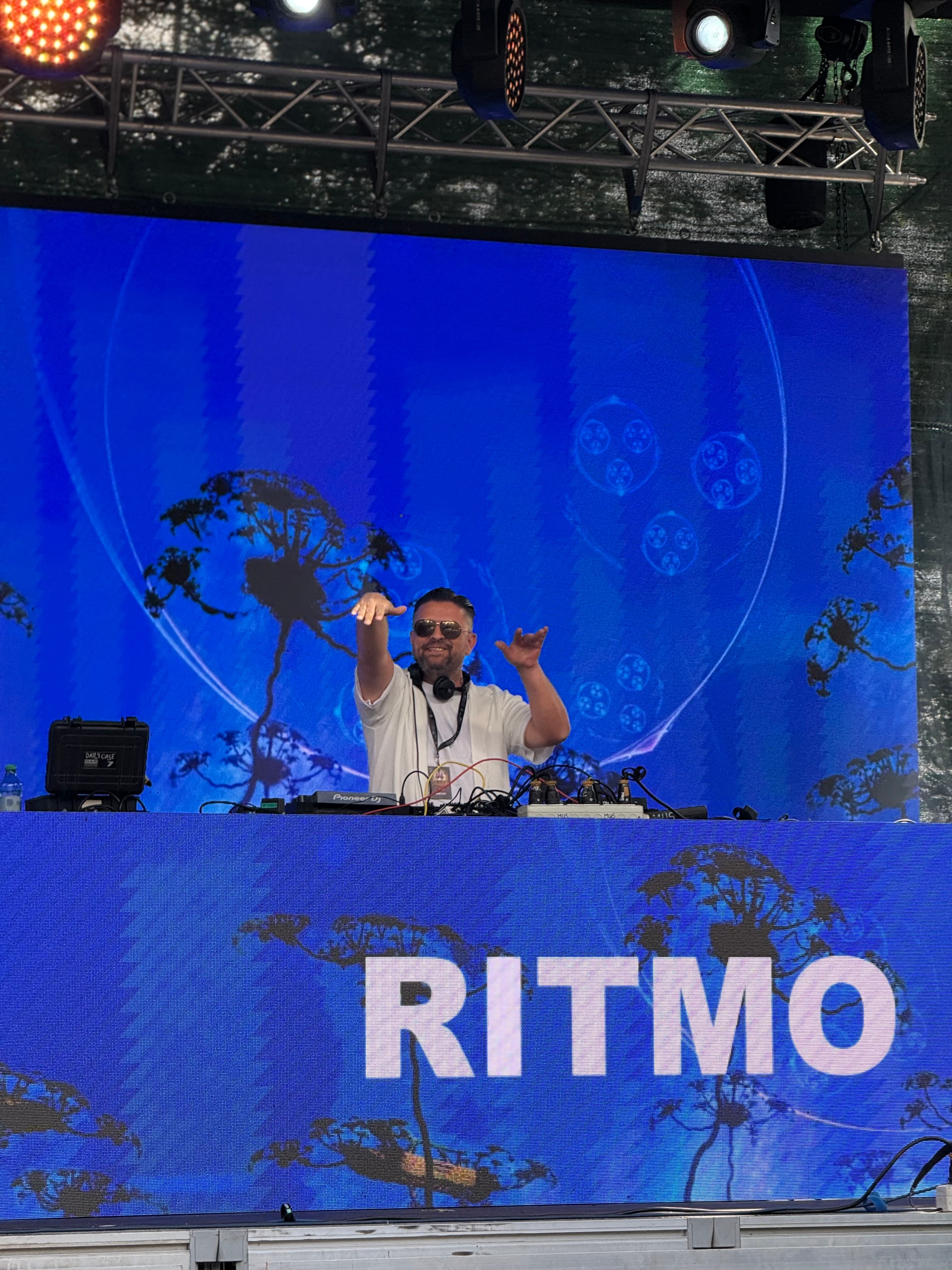 DJ RITMO - Open Format/PrivateDJ------DJ -Artist-Entertainment- - Imagine 3
